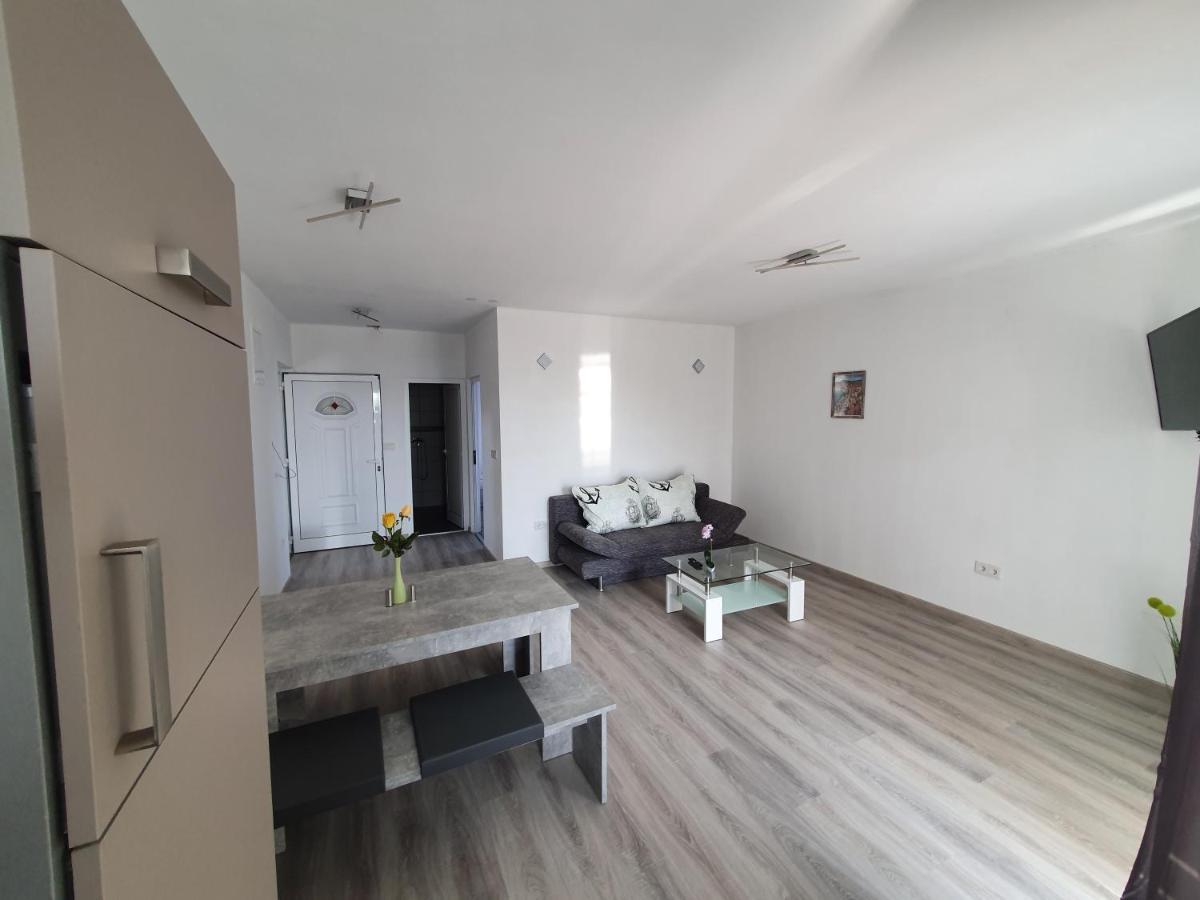 Apartments Villa M&M 2 Bibinje Bagian luar foto