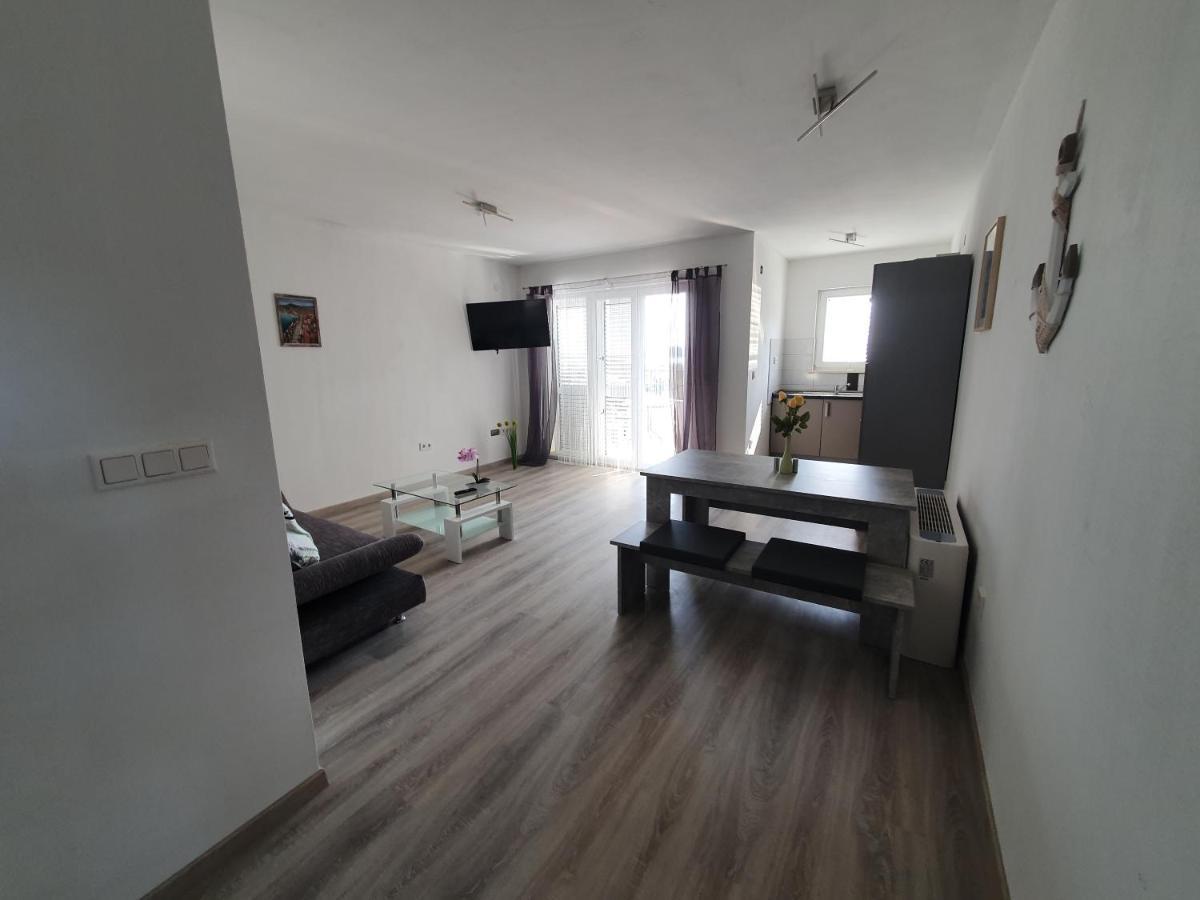 Apartments Villa M&M 2 Bibinje Bagian luar foto