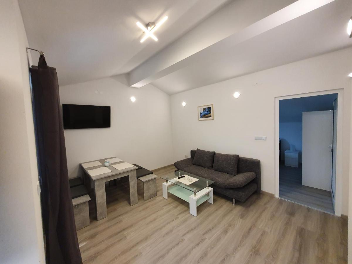 Apartments Villa M&M 2 Bibinje Bagian luar foto