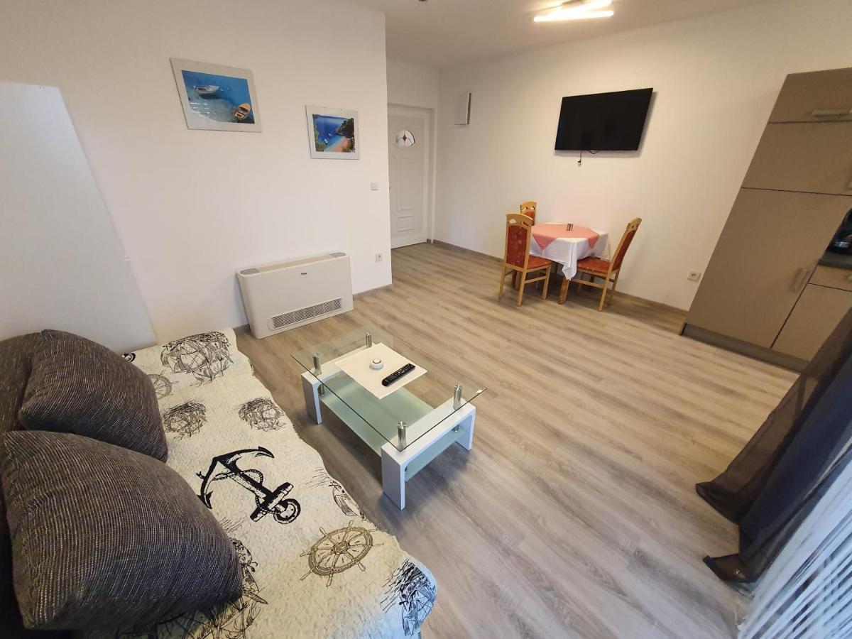 Apartments Villa M&M 2 Bibinje Bagian luar foto